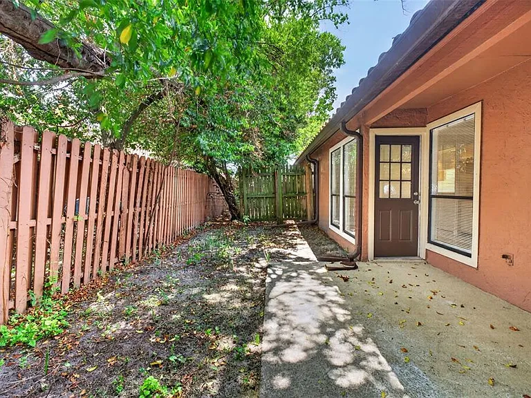 625 Trinidad Ct #625 — Photo 33