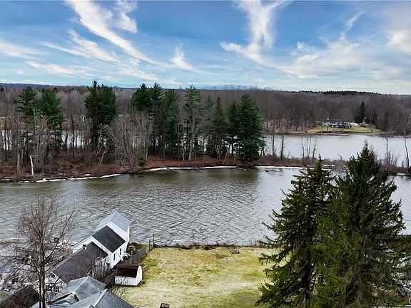 2nd image of 355 Main St