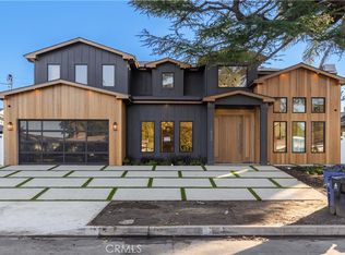 16522 Hartsook St, Encino, CA 91436