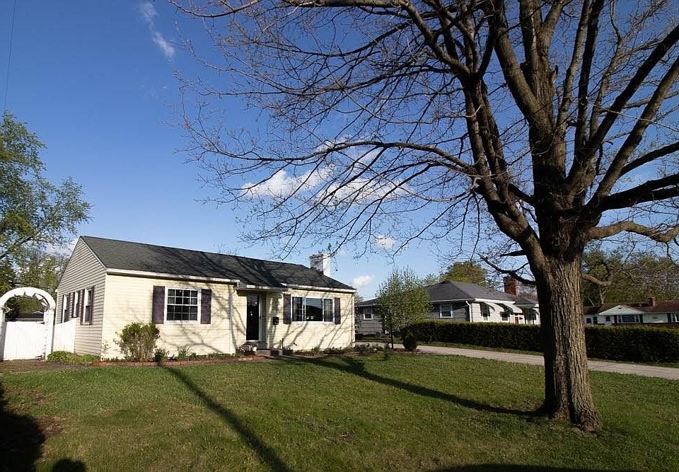 1st image of 3702 Heywood Dr