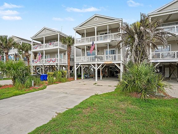 3rd image of 712A Ocean Blvd. S