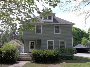 230 S Bowery Ave, Gladwin, MI 48624