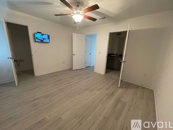 4th image of 9330 Mabel St #9330