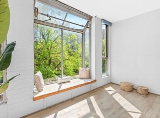 77 Pond Ave APT 404, Brookline, MA 02445