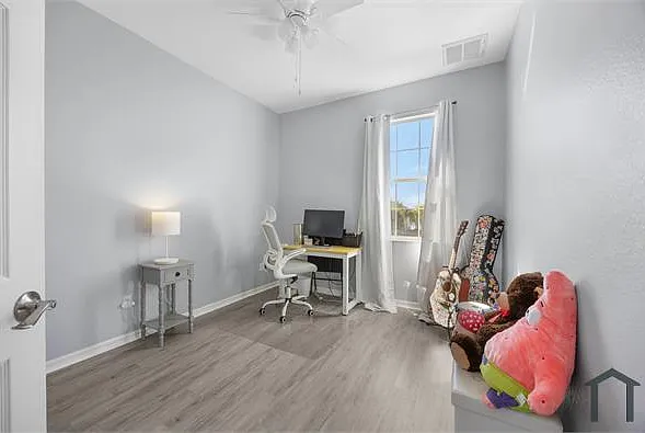 4247 Liron Ave #201 — Photo 8