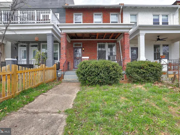 735 Irving St NW, Washington, DC 20010
