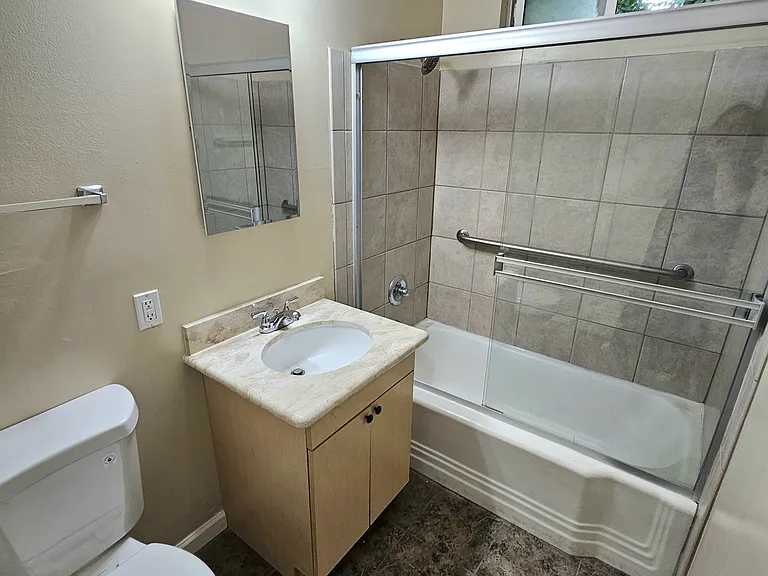 2936 Emerson St #2936 — Photo 11