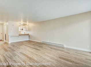 525 NW 9th St APT 3, Prineville, OR 97754