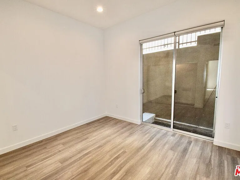 2016 Rodney Dr #103 — Photo 17