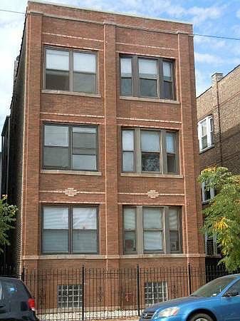 1st image of 2046 N California Ave APT 3