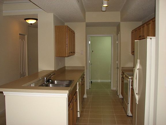 5th image of 12017 Villanova Dr APT 101