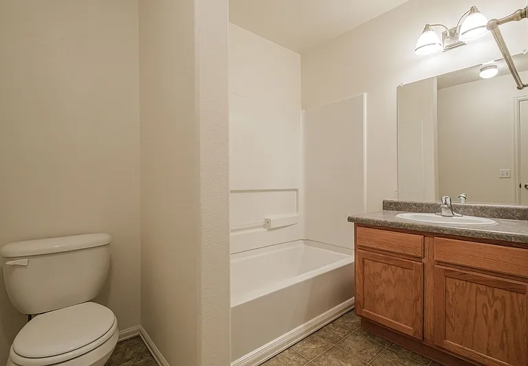 2475 Theresea Ln — Photo 8