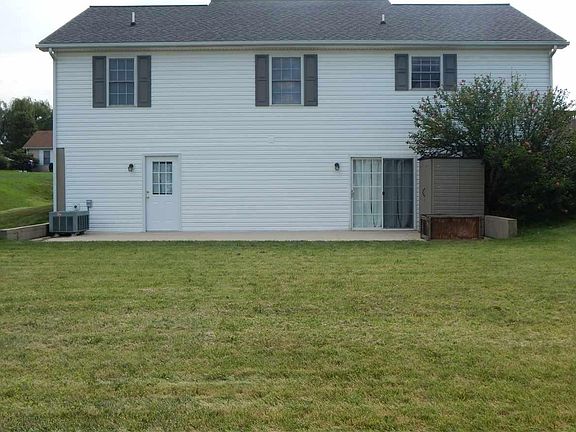 3rd image of 114 Lofton Dr