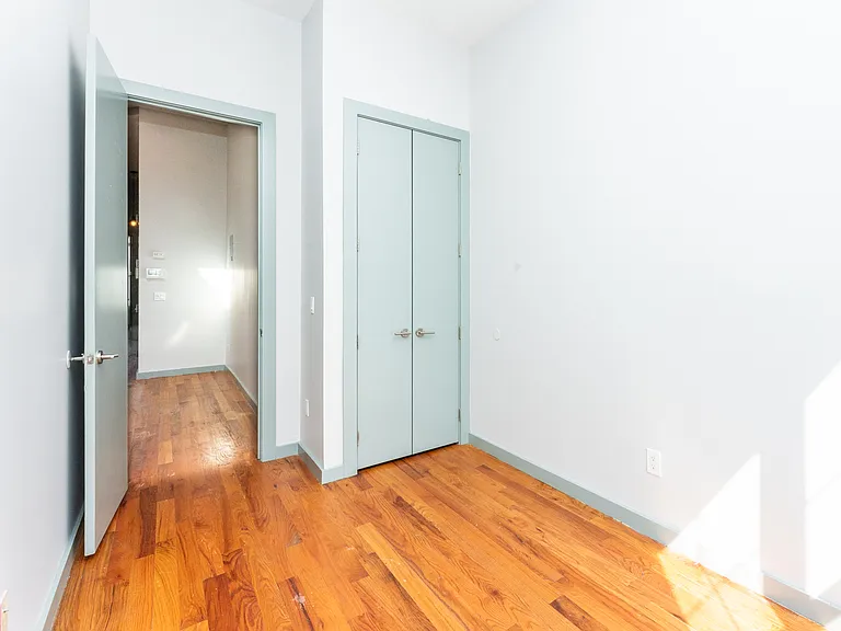 330 Harman St #2R — Photo 10