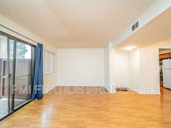 5th image of 8331 Vineyard Ave Unit 7