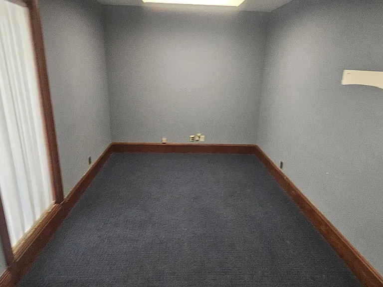 502 Oak St — Photo 5