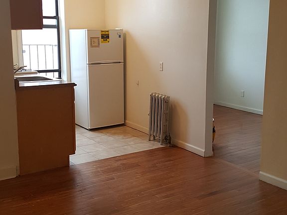 2nd image of 9528 42nd Ave