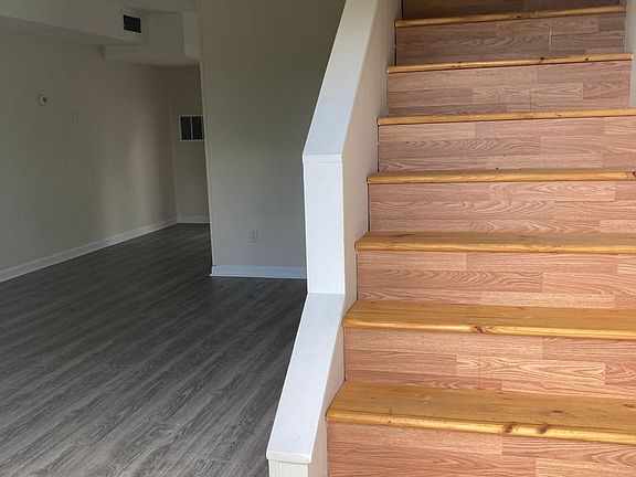 4th image of 301 Park Blvd #A4
