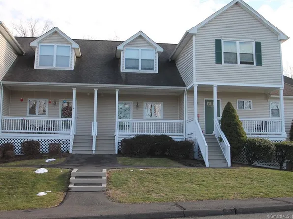 23 Copper Creek Circle, Newtown, CT 06470