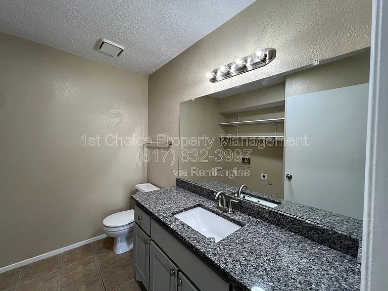 7041 Crosstimbers Ln — Photo 38