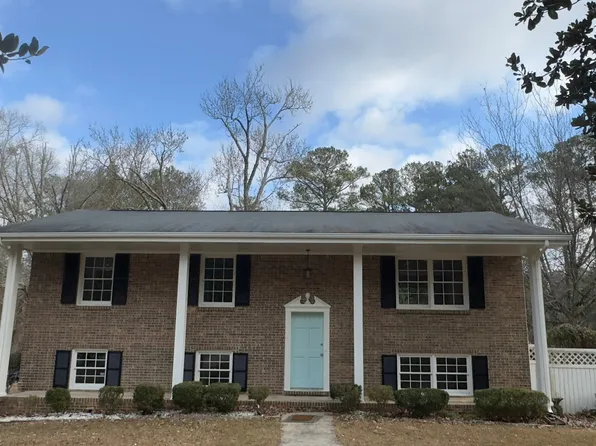 1848 Whitworth Dr, Riverdale, GA 30296