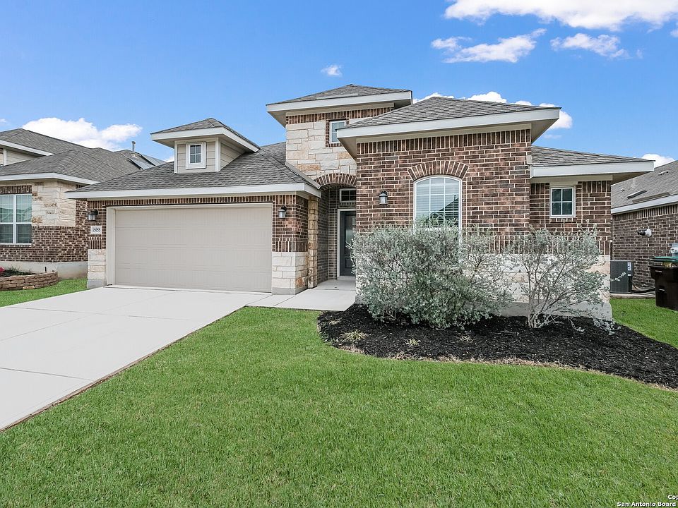 1st image of 15055 Gelding Heights