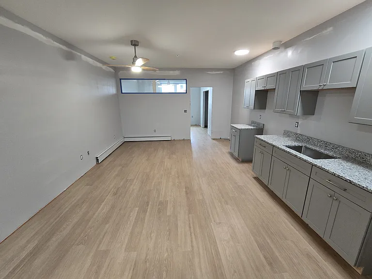 200 State St #6 — Photo 3