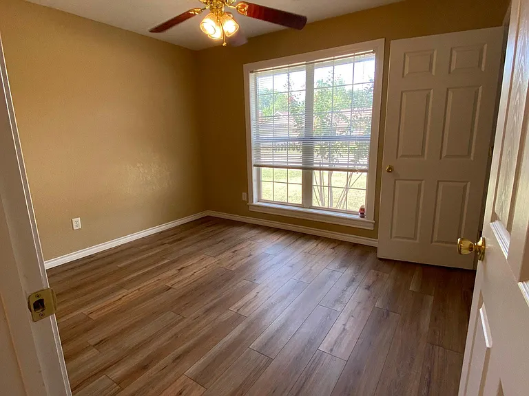 1441 Seamans Way — Photo 11