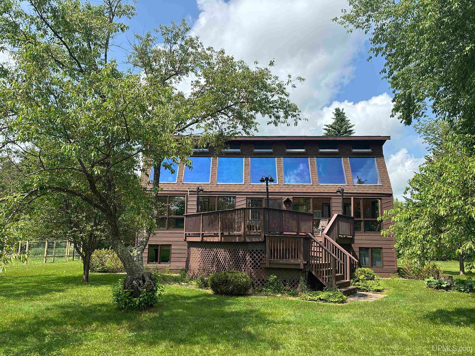 N10316 Country Club Rd