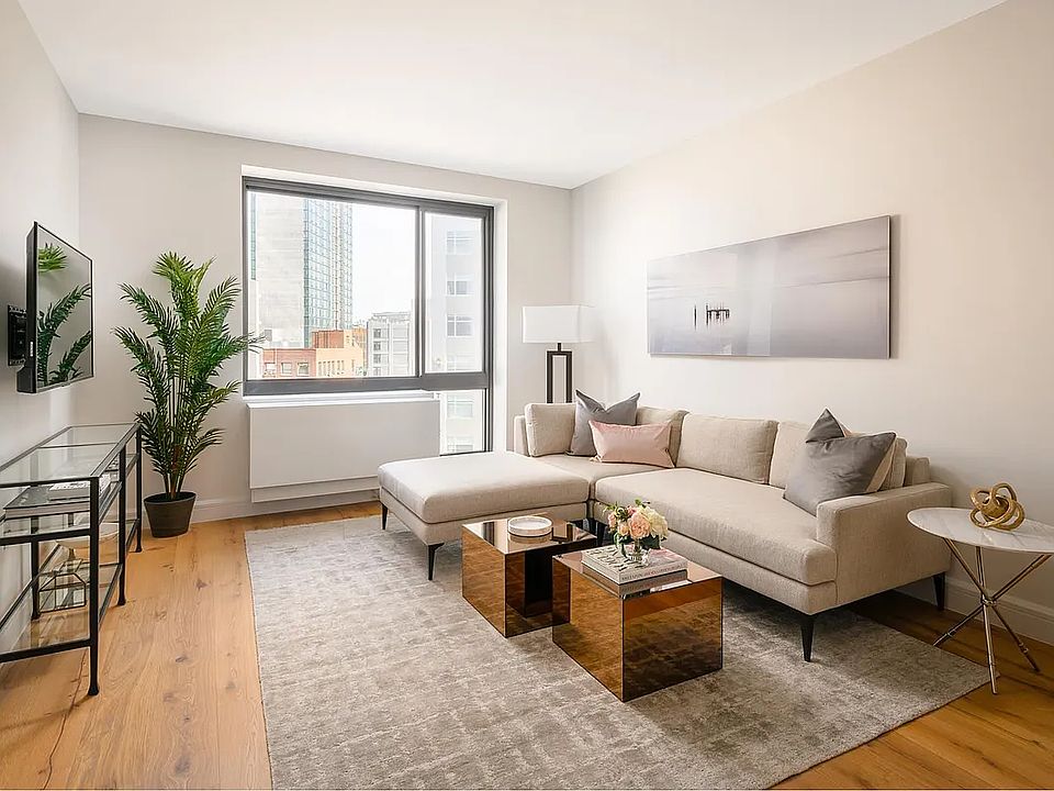 1st image of 25-21 43rd Ave #201