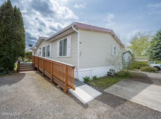2082 W Yorkshire Ave, Coeur D Alene, ID 83815