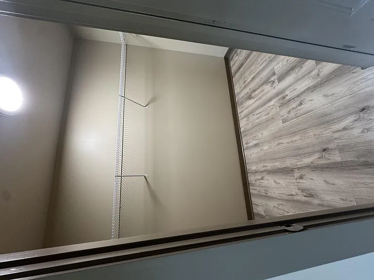 118 Dobbins Cir — Photo 10
