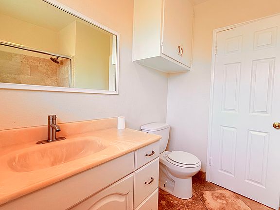 5th image of 629 Cecil St
