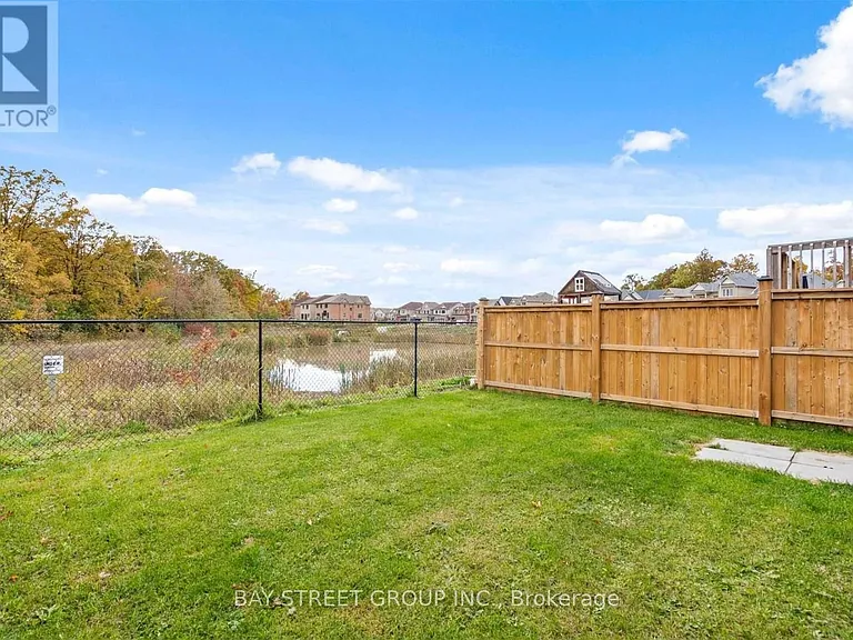 7735 Shadbush Ln — Photo 4