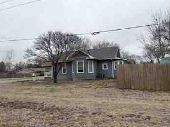 3rd image of 537 NE 6th St