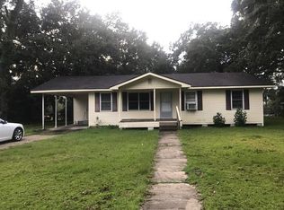 4707 2nd St, Moss Point, MS 39563