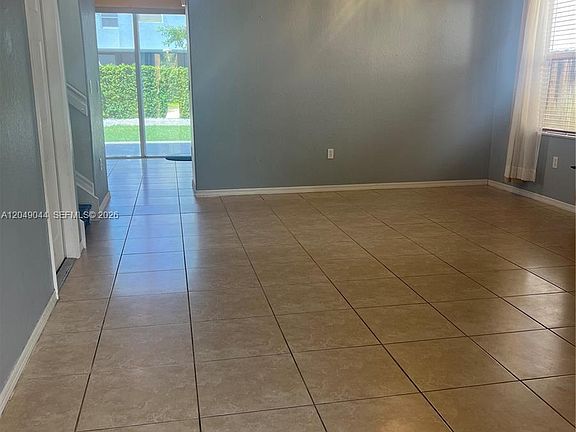 2nd image of 1430 SE 18th Pl