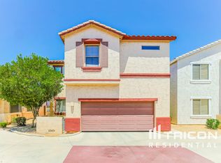 876 S Colonial Dr, Gilbert, AZ 85296