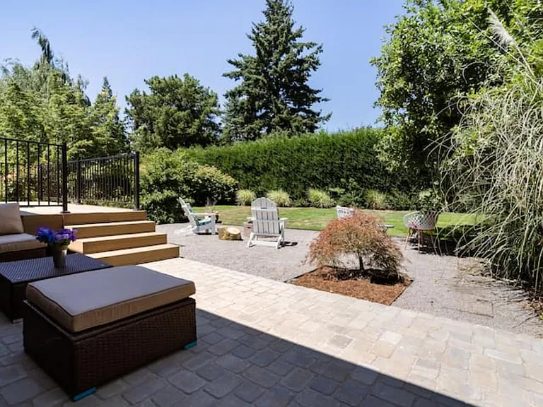 12245 NW Kearney St — Photo 32