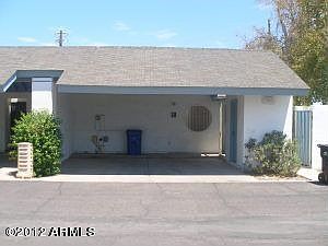 1st image of 302 N Sycamore Unit 9