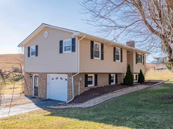 6830 S Scenic Hwy, Bland, VA 24315