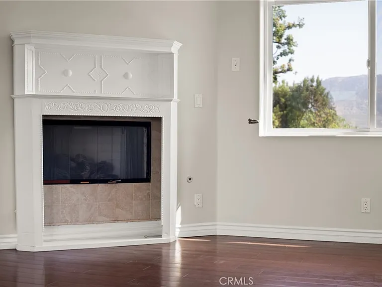 406 N Fairview St — Photo 40