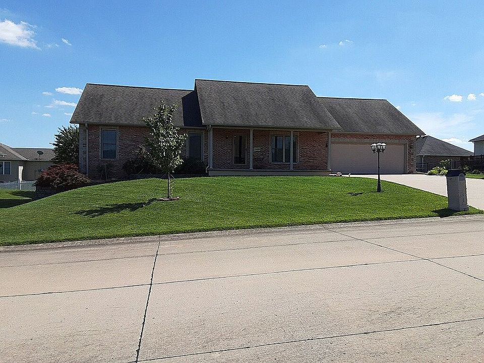 1st image of 2439 Jonathan Dr