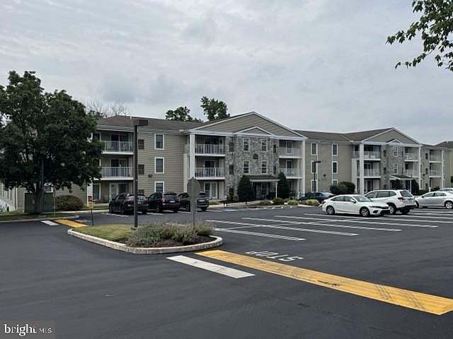 1st image of 246 Brandon Rd