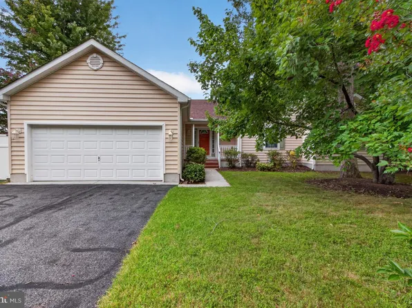 30776 Oak Crest Dr, Lewes, DE 19958