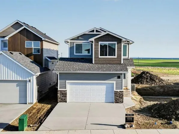 94 N Miners Rd W, Lethbridge, AB T1J 5T9