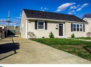 15 Hunter Rd, New Castle, DE 19720