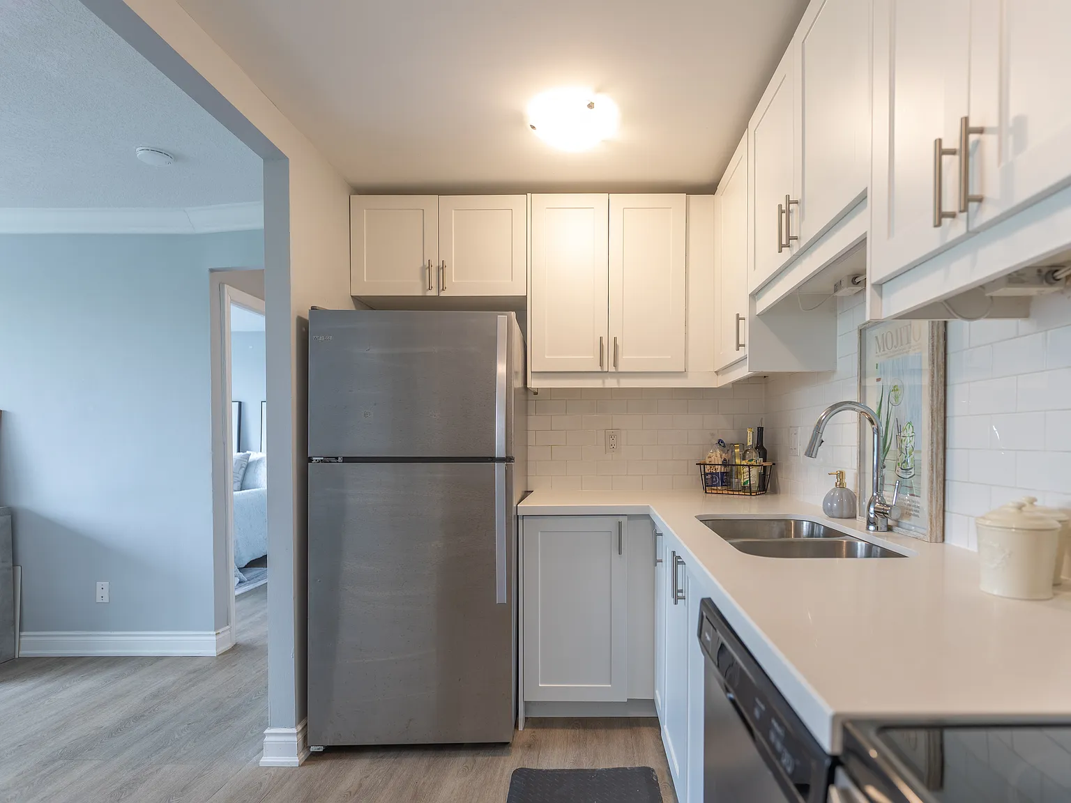335 Melvin Avenue — Photo 1