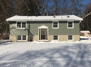 2216 Wallace St, Stroudsburg, PA 18360