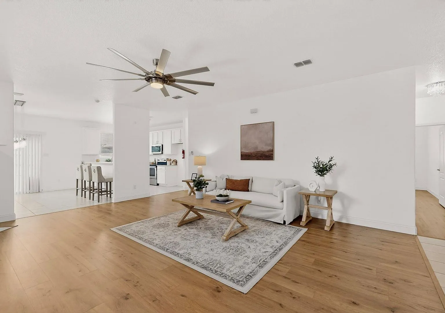 Beautiful 3-bedroom, 2-bath home in Lake Vista Ranch featuring an open-concept layout, updated fl... — Photo 3